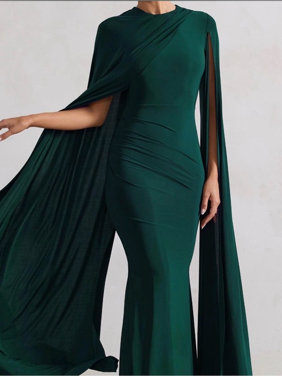Club L London Dresses & Skirts - Club L London Magdelena One-Shoulder Emerald Green Cape Gown